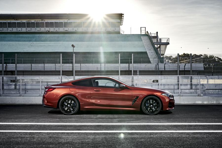  BMW M850i xDrive Carbon Package (G15) 2018 года  (WW) (фото 28 из 287)